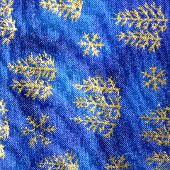 Festive vintage 80s 90s habdmade Christmas Table Runner With Santa & Angel Bell - Picture 10 of 13